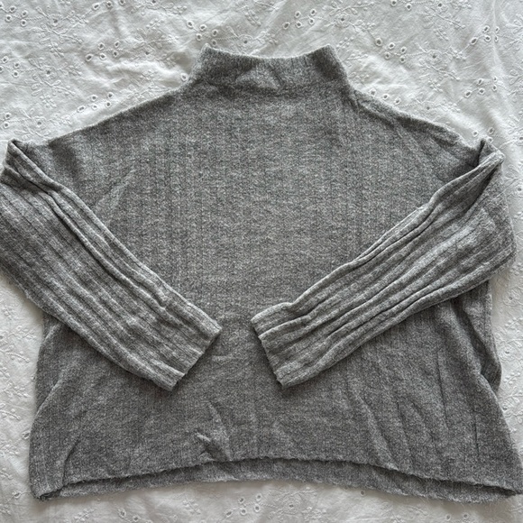 Grey Mock Neck Sweater (Size M) - Picture 1 of 4